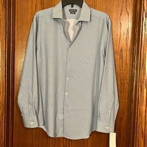 *NWT* men’s Van Heusen printed dress shirt, slim fit and 4 way stretch, size L